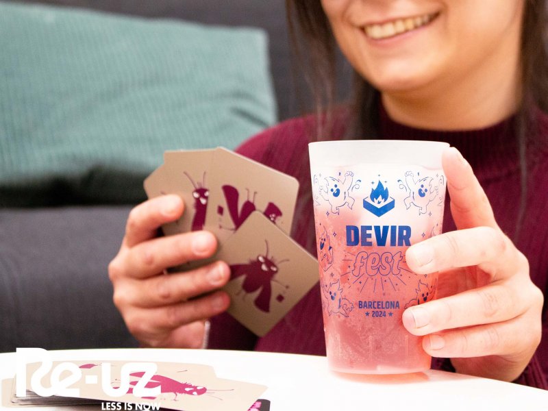 The Devir gives away reusable cups at their festival!